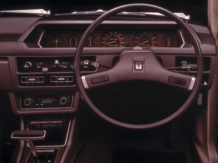  Mitsubishi Galant Sigma 1976 года  (фото 2 из 8)